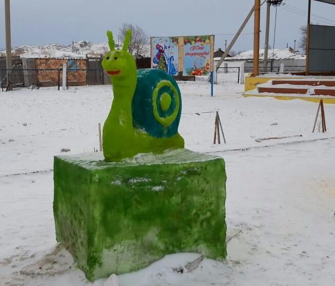 Мектеп ауласында оқушылардың қысқы демалысын ұйымдастыру