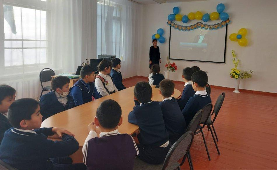 "Тәуелсіздіктің 7 қыры" деректі фильм тамашалау